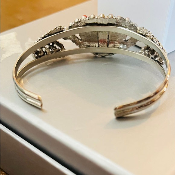 Western engraved style stainless steel cuff bracelet adjustable  , 7 in. Wrist - Picture 5 of 10